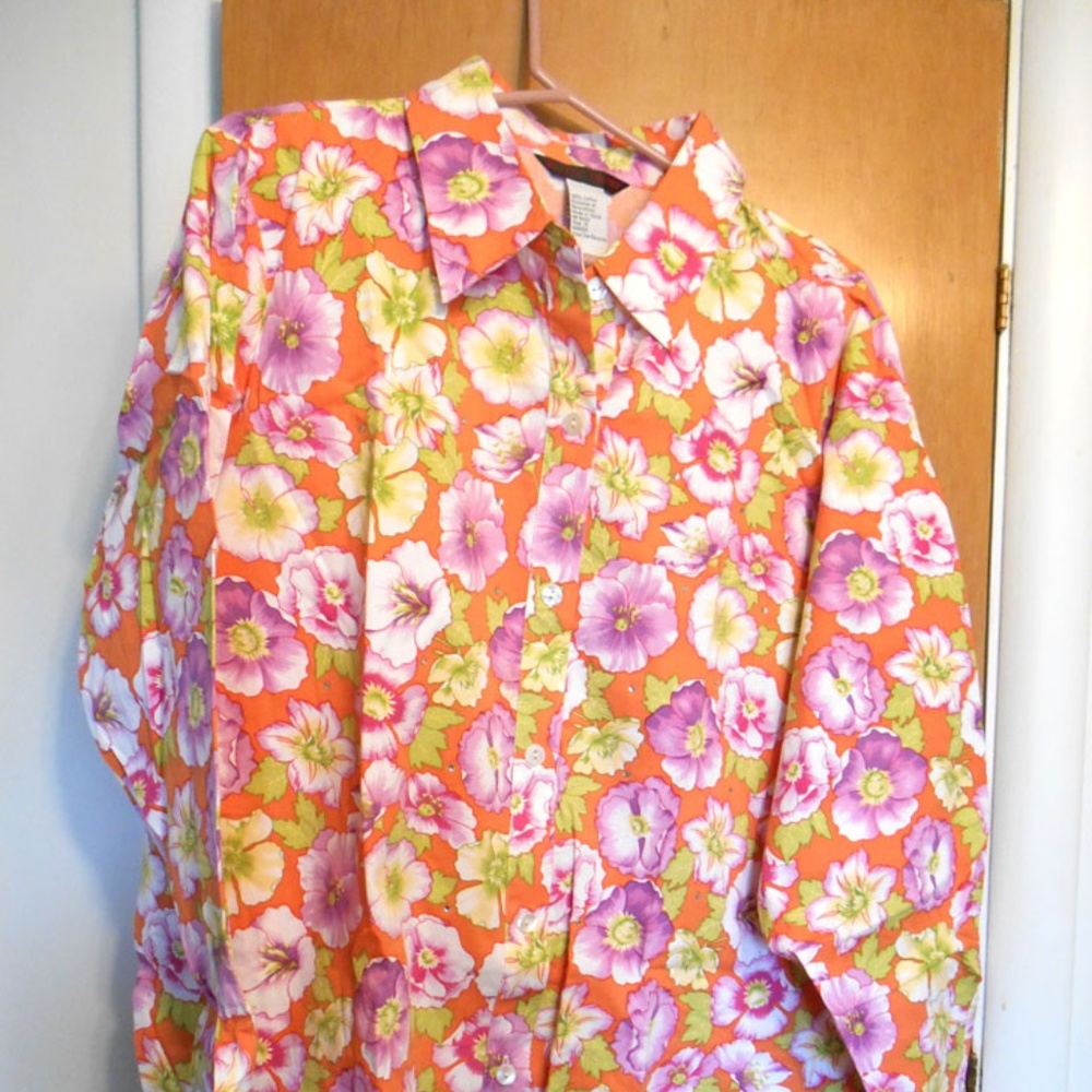 Blaine Trump 1X Orange flowered NWOT